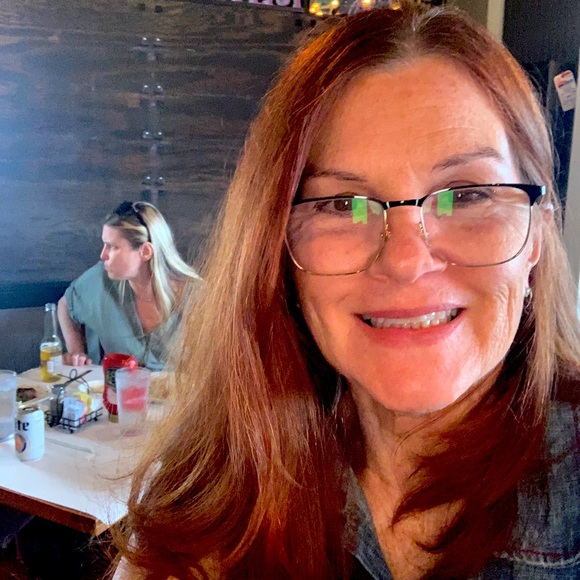 Meet your Posher, Tess - Picture 3 of 4